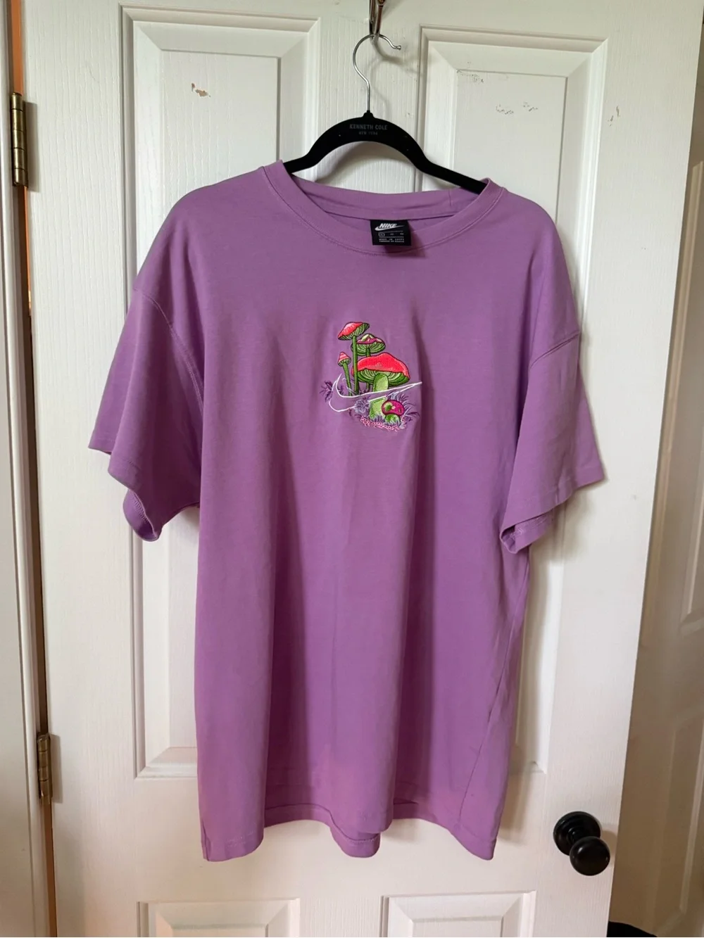 Nike Sportswear Mushroom Graphic T-Shirt